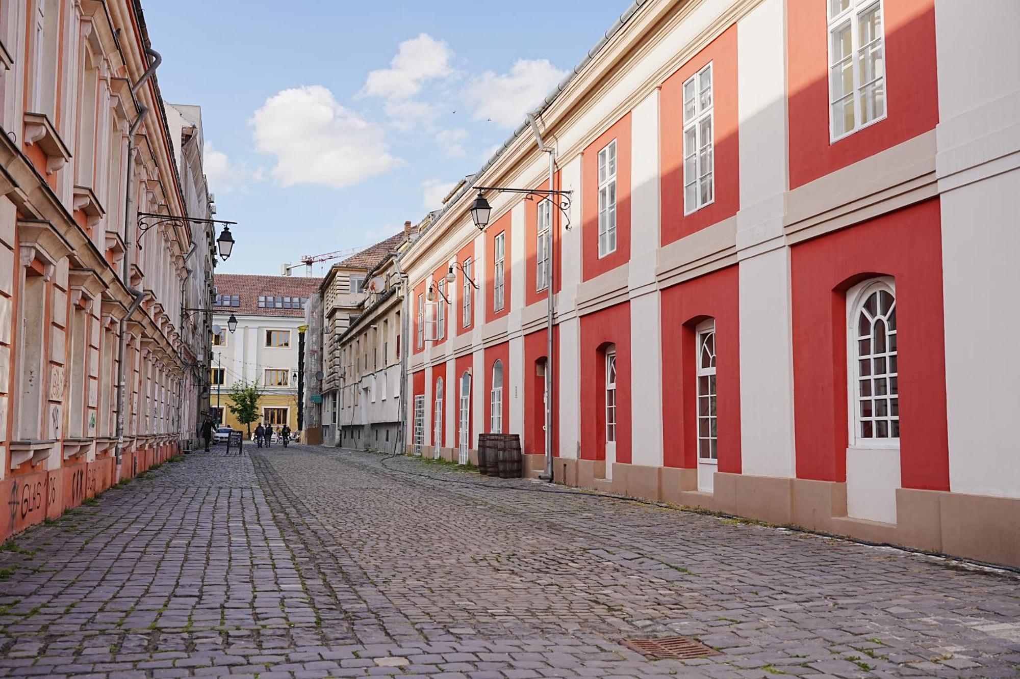 Central Athena Studio - Inima Pietei Unirii - By Openhouse Apartments Temesvár Kültér fotó