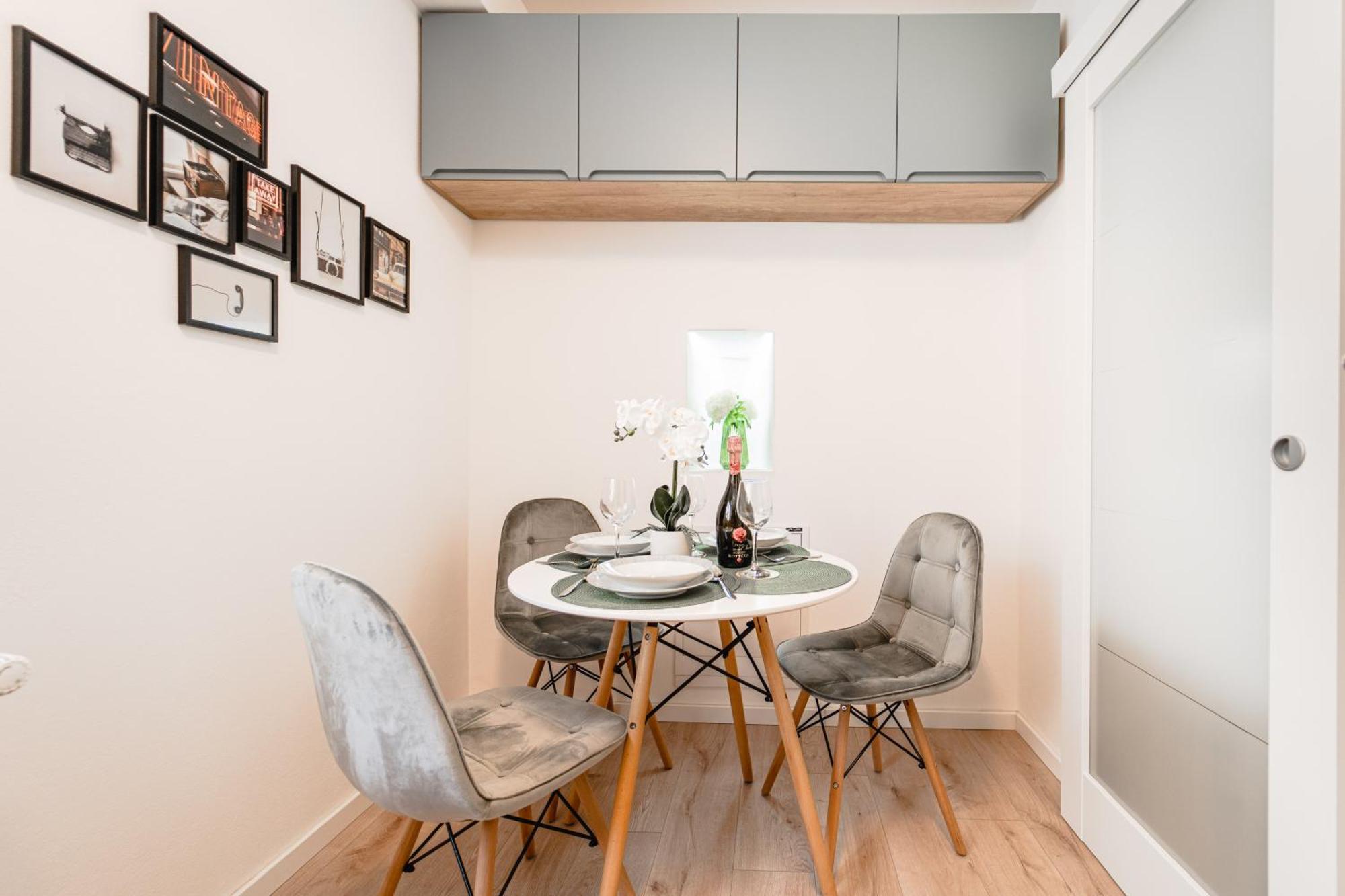 Central Athena Studio - Inima Pietei Unirii - By Openhouse Apartments Temesvár Kültér fotó
